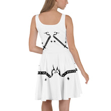 Load image into Gallery viewer, Foreverslitz Flow Dress - White and Black
